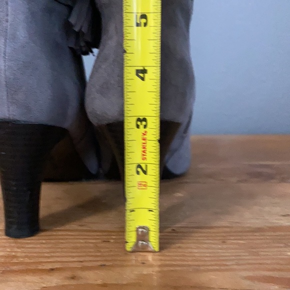 Gray Bandolino Ankle Boots - Picture 7 of 8